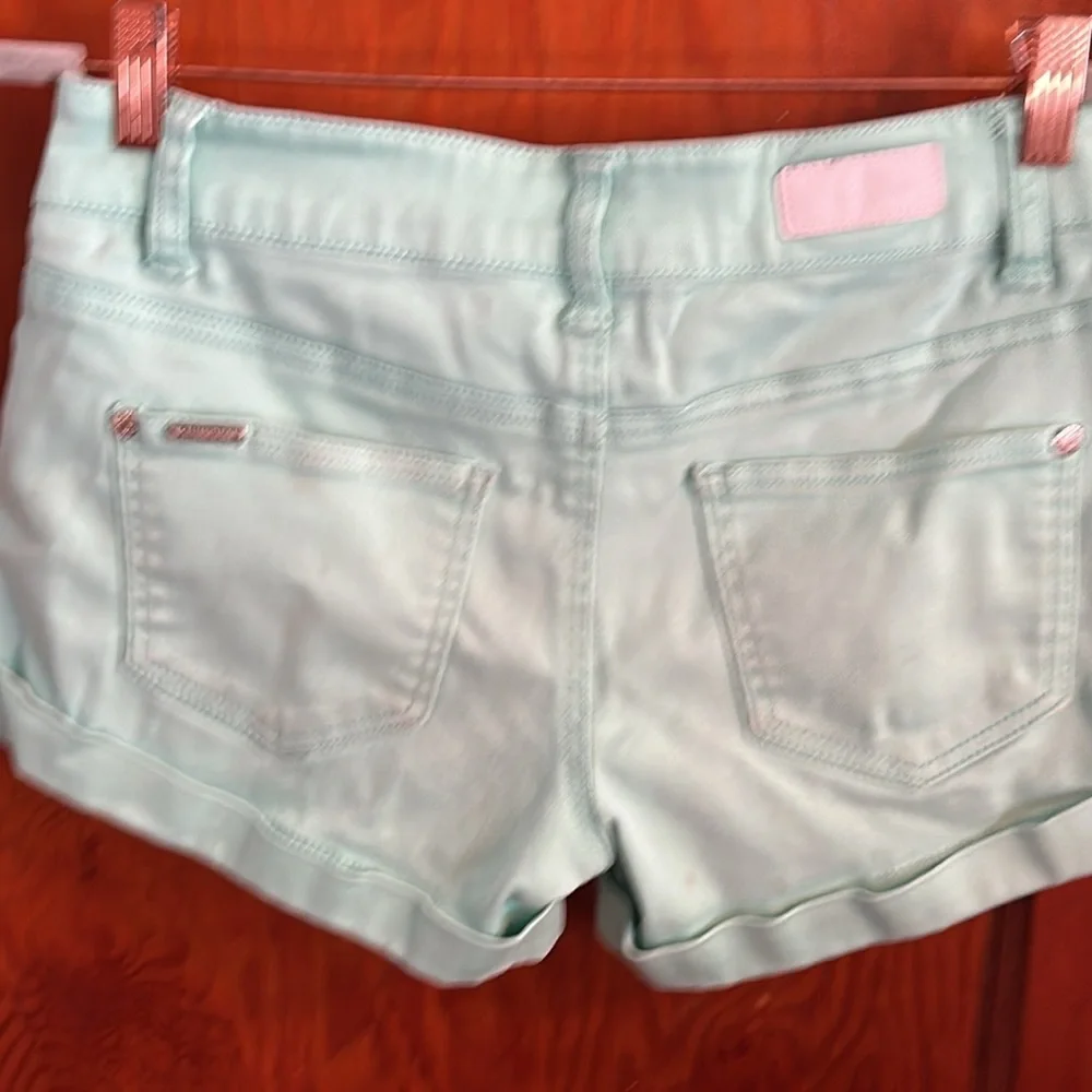 CELEBRITY PINK•JEANS Junior Size 7 Super Short Shorts in Spring Green